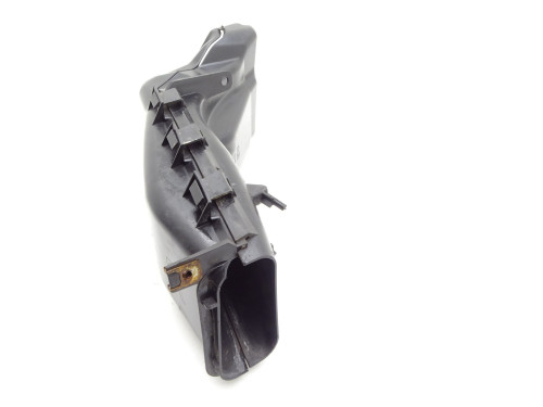 Kanał wlotu powietrza prawy 51748045362 BMW E93 Cabrio - PARTLE.COM - wlot na chłodnicę 3