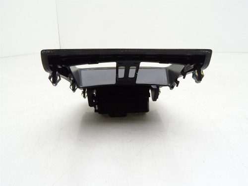 Używana Popielniczka z Kratką Nawiewu Tylną do BMW E93 Cabrio - PARTLE.COM - tył