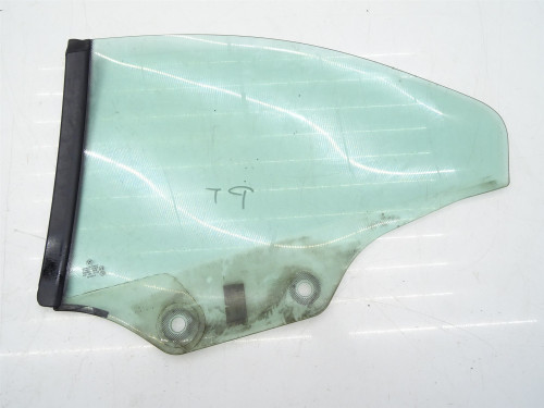 Szyba boczna prawa tył BMW E93 Cabrio - Oryginalna używana część PARTLE.COM - uszczelka przyszybowa