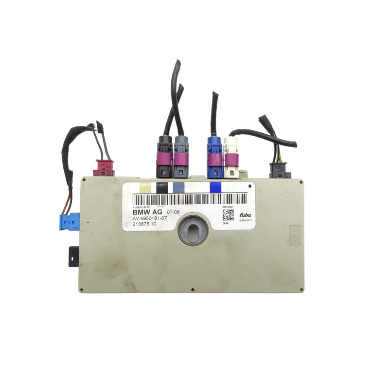 WZMACNIACZ MODUŁ ANTENY BMW E90 E91 E92 E93 - Oryginał PARTLE.COM - przód