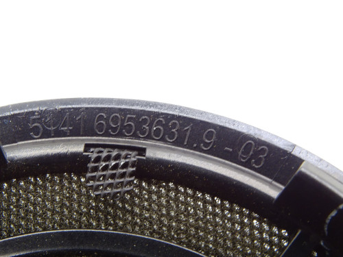 Maskownica głośnika przód boczek BMW E90 E91 E92 E93 - PARTLE.COM - nr części