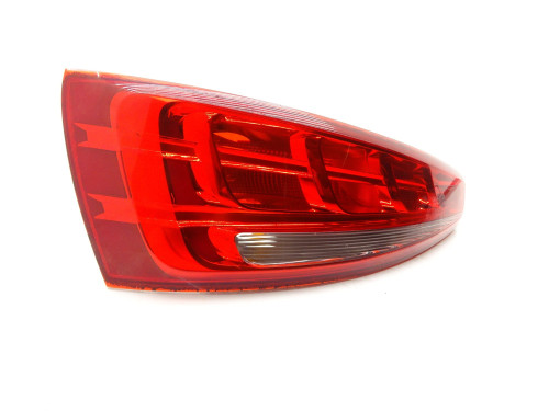 LAMPA TYLNA LEWA BŁOTNIK AUDI Q3 8U 11-18 ORYGINALNA PARTLE.COM - tylna