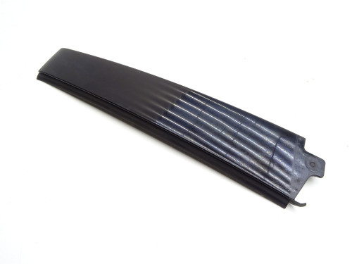 LISTWA DRZWI LEWA TYŁ Audi Q3 8U 11-18r ORYGINAŁ PARTLE.COM - dolna listwa 2
