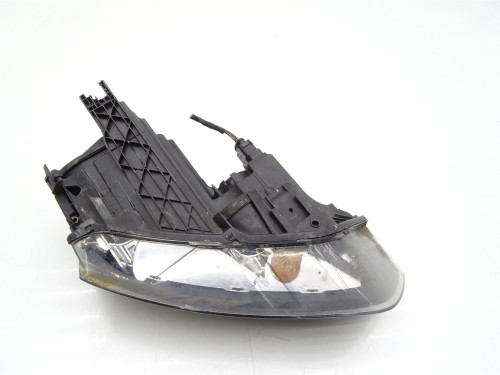 LAMPA LEWA PRZÓD USZKODZONA Audi Q3 8U 11-18R - PARTLE.COM - halogenowa