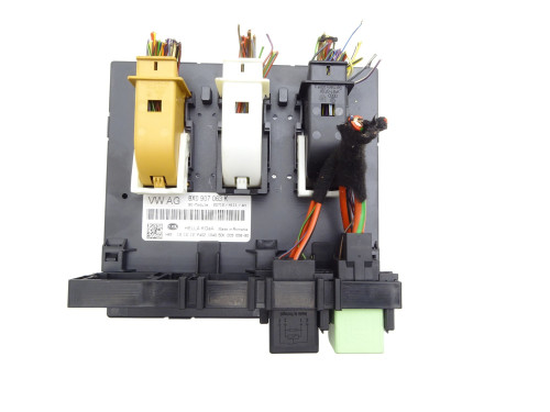 MODUŁ KOMFORTU STEROWNWIK KOMPUTER KOSTKA 8X0907063K Audi Q3 8U 2.0 TDI - przód