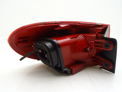 LAMPA TYLNA PRAWA VW Tiguan I 5N LIFT 5N0945312D | PARTLE.COM - bok 2