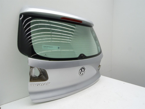 KLAPA BAGAŻNIKA TYŁ SZYBA STOP LA7W VW Tiguan I 5N LIFT - PARTLE.COM - z szybą 2