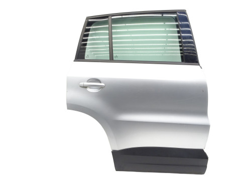 DRZWI TYŁ PRAWE PRAWY TYLNE LA7W KOMPLETNE 5N0833312B VW Tiguan I 5N LIFT - przód