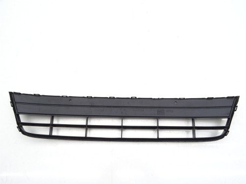 Kratka zderzaka przód środek Tiguan I 5N0853677D oryginalna używana PARTLE.COM - ślizg zderzaka 3