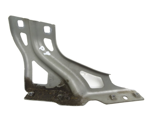 MOCOWANIE BŁOTNIKA PRAWY PRAWA PRZÓD PRZEDNI 8U0821136 Audi Q3 8U 11-18R - przód