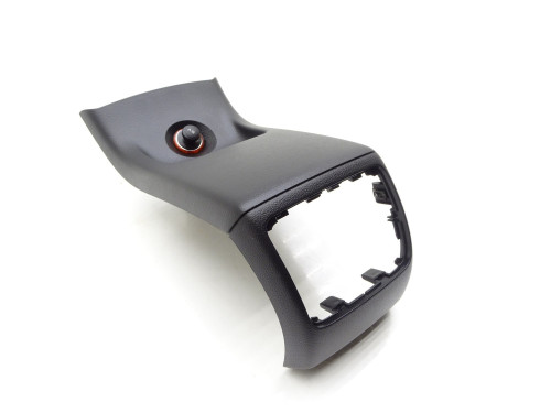 OSŁONA TUNELU TYŁ ZAPALNICZKA GNIAZDO 8U0864376A Audi Q3 8U 11-18R - PARTLE.COM - maskownica