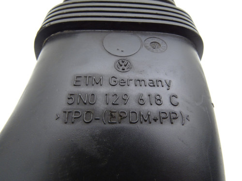 Rura dolotowa powietrza VW Tiguan I 5N 2.0 TDI 5N0129618C - PARTLE.COM - numer części