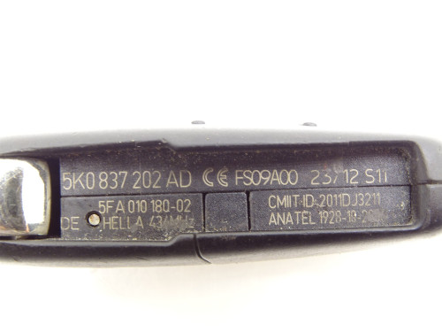 Kluczyk Pilot 434MHz 5K0837202AD VW Tiguan I 5N FL - Oryginalny Używany | PARTLE.COM - numer części