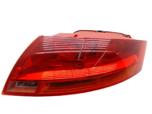 LAMPA PRAWA PRAWY TYŁ TYLNA 8J0945096B Audi TT 8J - przód
