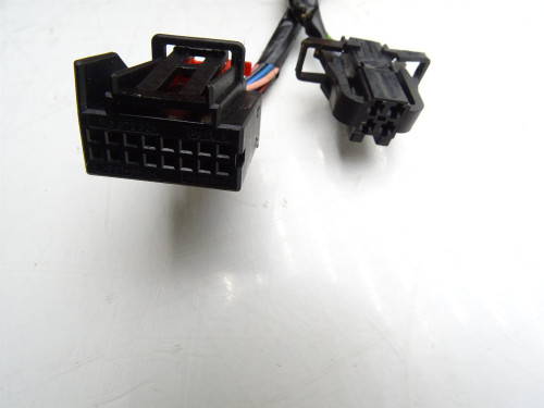 Używane lusterko lewe z kierunkowskazem LY7E 4L2857409D do Audi Q7 4L - PARTLE.COM - ilość pinów