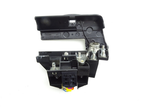 Klema Bezpiecznik CGLC CESA CVUA 8J0915459 do Audi A6 C7 LIFT – Oryginalne Części Używane | PARTLE.COM - zdjęcie 4 z 6