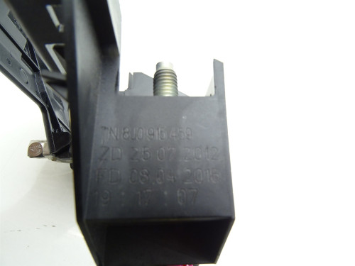 Klema Bezpiecznik CGLC CESA CVUA 8J0915459 do Audi A6 C7 LIFT – Oryginalne Części Używane | PARTLE.COM - zdjęcie 6 z 6