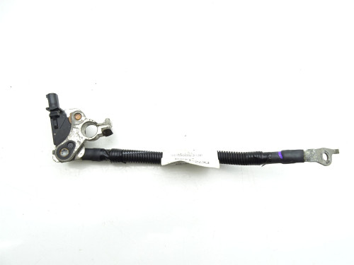 Klema Minusowa AJ200D FK72-14301-AB do Land Rover Discovery Sport L550 2.0D – Oryginalne Części Używane | PARTLE.COM - akumulator
