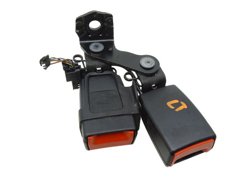 ZAPINKA PASA ŚRODKOWA TYŁ TYLNA LEWA ŚRODEK 4G0857739A Audi A6 C7 4G - przód