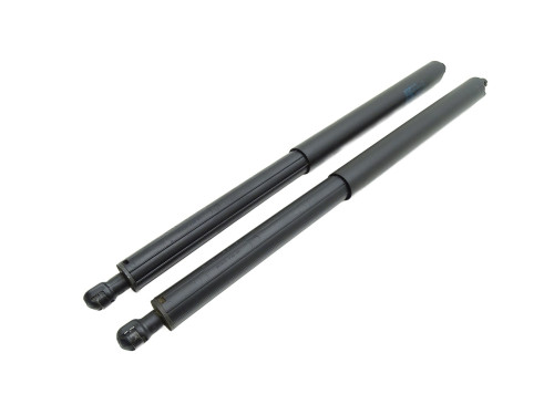 SIŁOWNIK KLAPY BAGAŻNIKA TYŁ PRAWY LEWY A1647400445 Mercedes ML W164 Lift - przód