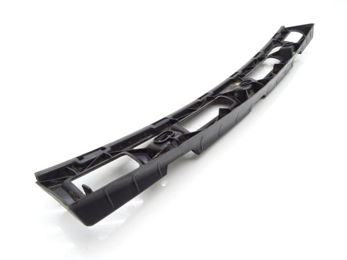 Ślizg Zderzaka Tylny Środkowy 1K8807863A VW Scirocco III - Używane Części PARTLE.COM - zdjęcie 4 z 5