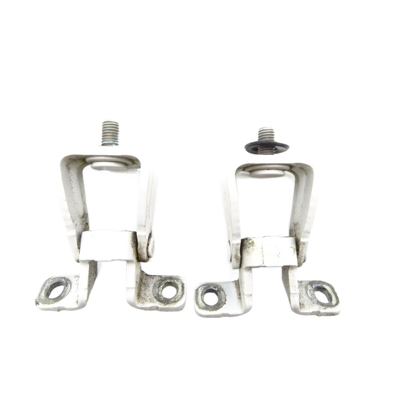 Zawias Klapy Bagażnika VW Scirocco III (1K8) 1K8827301 - Używany | PARTLE.COM - przód