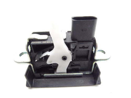 Zamek Klapy Bagażnika Tył VW Scirocco III (1K8) 2008-2014 | 1K8827505D | PARTLE.COM - zdjęcie 2 z 4