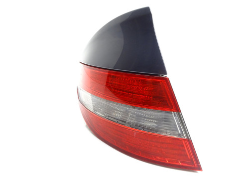 Lampa Lewy Tył Mercedes CLC 200 COUPE A2038205164 | Oryginalna Używana Część | PARTLE.COM - zdjęcie 3 z 8